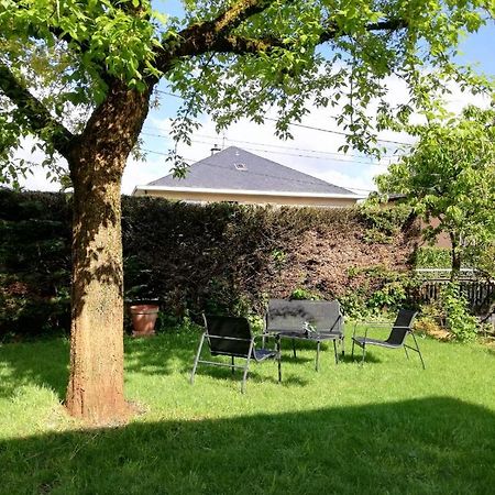 Studio Avec Jardin A Rodez Exterior photo